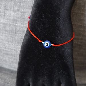 Hello selling these beautiful braclet and earing sets for evil eyes..